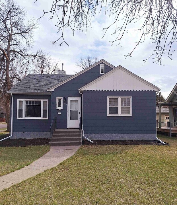 3026 1st Ave N in Great Falls, MT - Building Photo