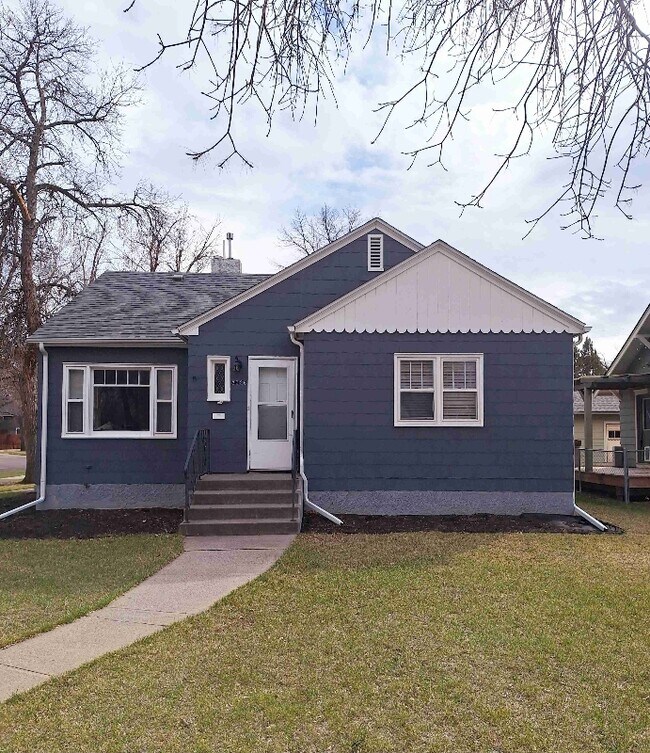 property at 3026 1st Ave N