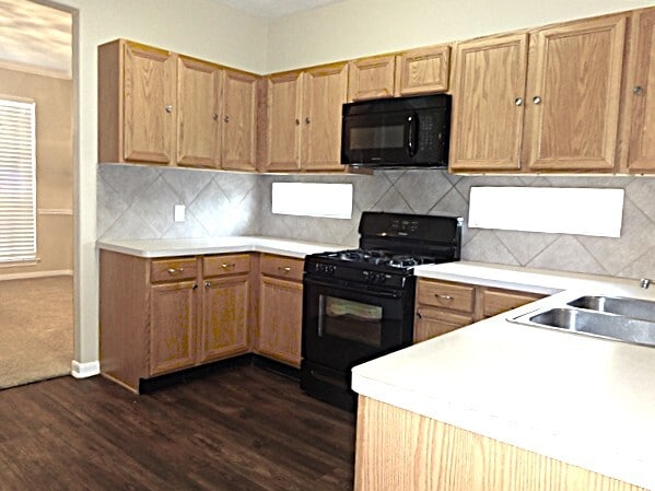 2906 Tara Gables Ct in Houston, TX - Building Photo - Building Photo