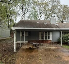 1401 Elmdale Pl in Jonesboro, AR - Building Photo