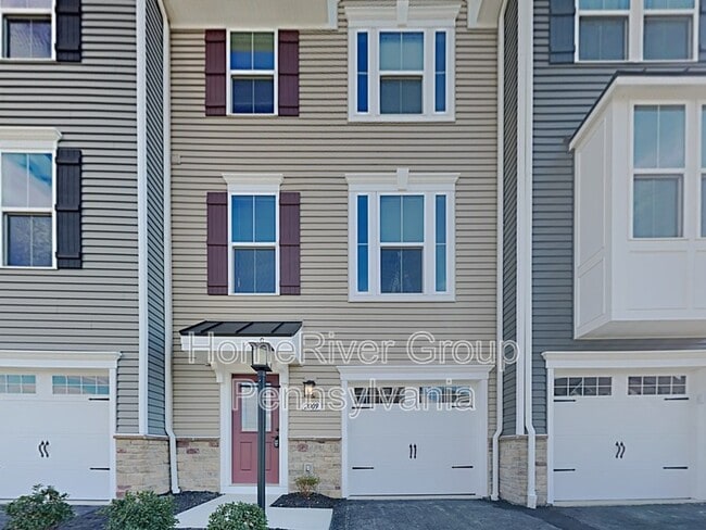 property at 2009 Cade Dr