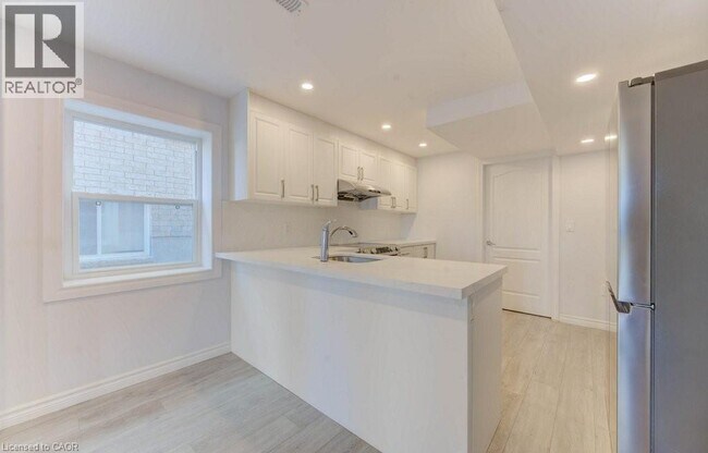 361 Beechdrops Dr in Waterloo, ON - Building Photo - Building Photo