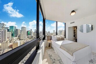 30 2nd St, Unit SI ID1495835P in Miami, FL - Building Photo - Building Photo