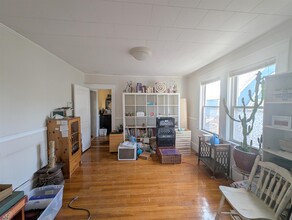 198 Walden St, Unit 2 in Cambridge, MA - Building Photo - Building Photo