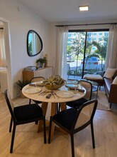 310 NW 157th St, Unit A1 in Miami, FL - Building Photo - Building Photo