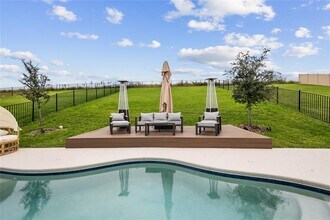 16025 Silver Brk Wy in Winter Garden, FL - Foto de edificio - Building Photo