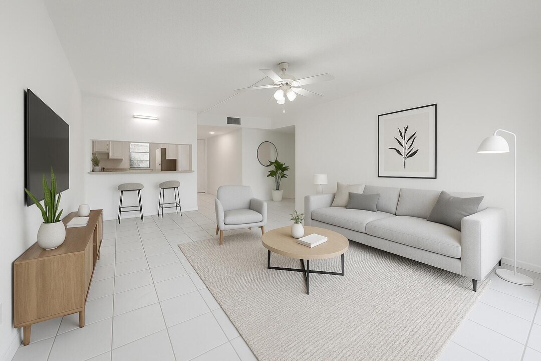 2750 Forest Hills Blvd in Coral Springs, FL - Building Photo