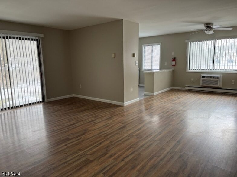 3331 NJ-94 in Hamburg, NJ - Building Photo