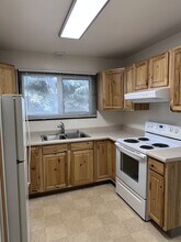 1546 Turner St, Unit 4 in Fairbanks, AK - Building Photo - Building Photo