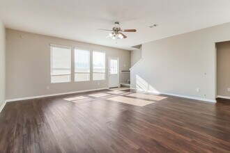 17914 Seco Creek Ln in Humble, TX - Foto de edificio - Building Photo