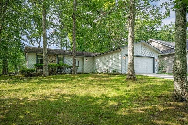 145 Anglewood Dr in Crossville, TN - Building Photo - Building Photo