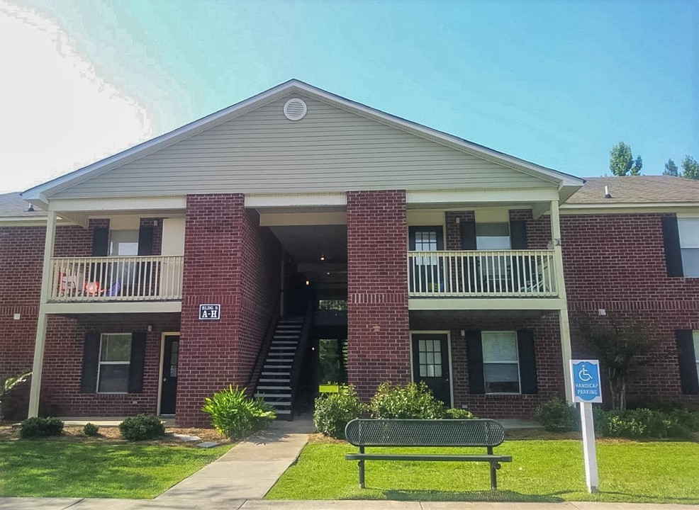 Brewington Pointe Apartments in Brewton, AL - Foto de edificio