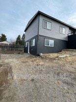 2853 Meyer Rd in Prince George, BC - Building Photo
