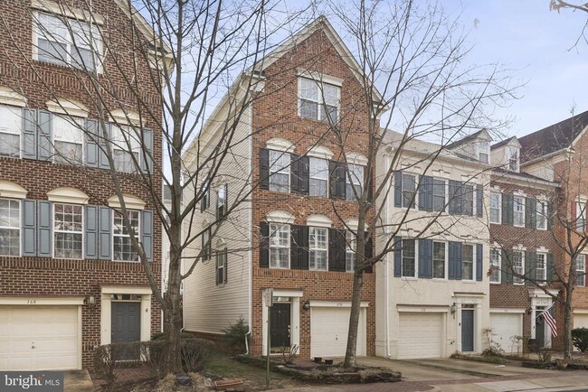 170 Barrett Pl in Alexandria, VA - Building Photo - Building Photo