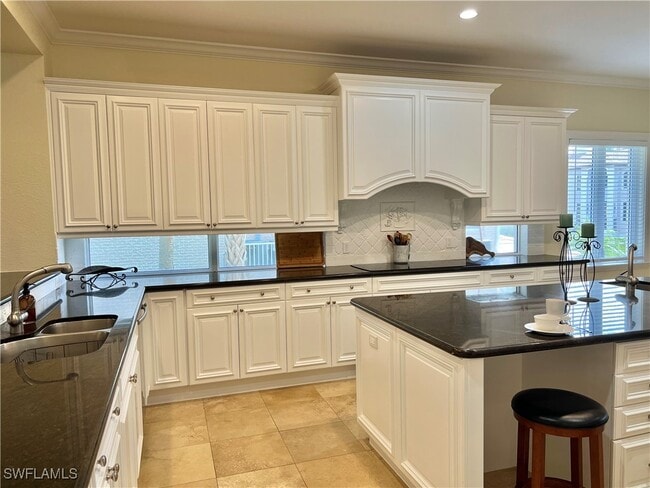 property at 175 Topanga Dr