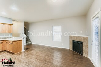 645 SE Shega Ct in Hillsboro, OR - Building Photo - Building Photo