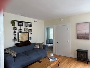 74 Hopson Ave, Unit second floor in Branford, CT - Building Photo - Building Photo
