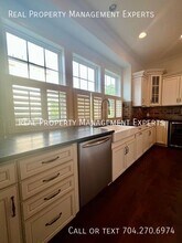 2355 Crockett Park Pl in Charlotte, NC - Building Photo - Building Photo