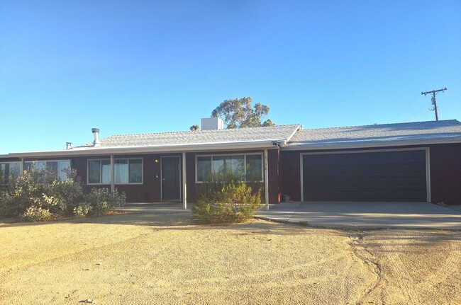 property at 61381 Alta Mura Dr