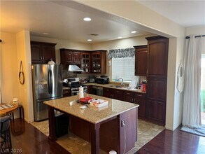 2814 Dalsetter Dr in Henderson, NV - Building Photo - Building Photo