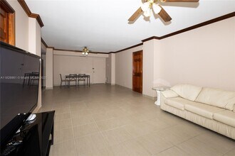 1500 S Ocean Dr, Unit 4B in Hollywood, FL - Building Photo - Building Photo