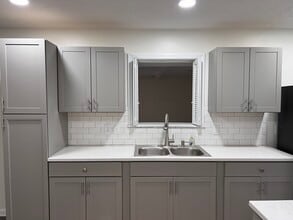 5848 Lanier Blvd in Norcross, GA - Building Photo - Building Photo