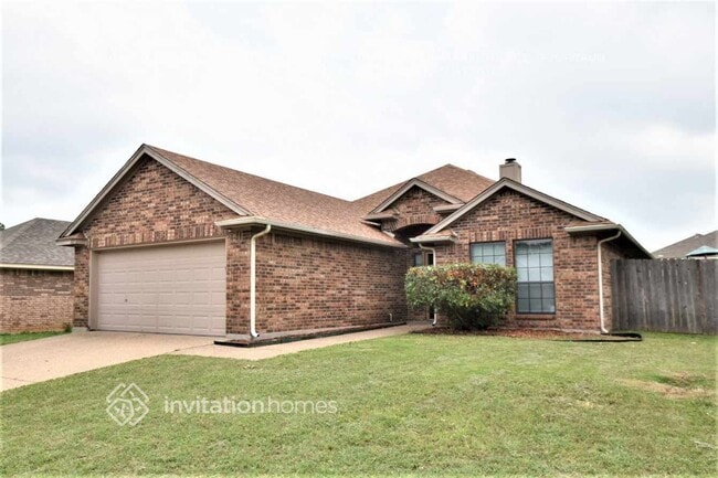 1117 Park Glen in Crowley, TX - Building Photo - Building Photo