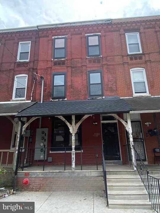 4140 Parrish St in Philadelphia, PA - Building Photo