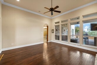 7030 Flagstone Cir in McGregor, TX - Building Photo - Building Photo