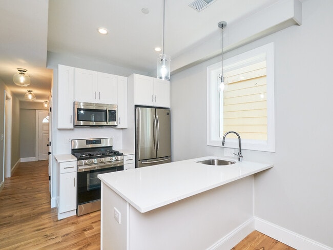 1114 Saratoga St, Unit 1