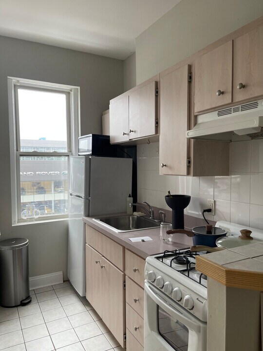 87 Saint Botolph St, Unit 207 in Boston, MA - Building Photo