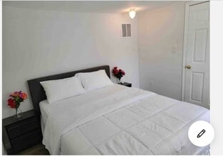 8041 Howard Dr, Unit 2 in Houston, TX - Building Photo - Building Photo