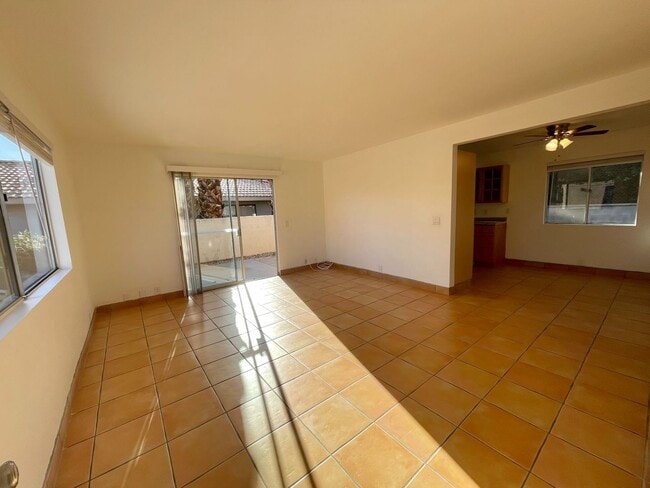 73555 Shadow Mountain Dr in Palm Desert, CA - Building Photo - Building Photo