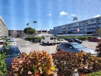 215 SE 3rd Ave photo'