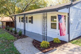 2409 NW Vining Ave in Huntsville, AL - Building Photo - Building Photo