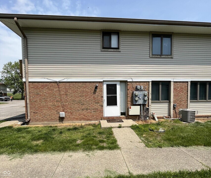 6458 Lupine Terrace in Indianapolis, IN - Building Photo