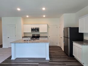 134 N Keatts Winner Ct in Clayton, NC - Building Photo - Building Photo