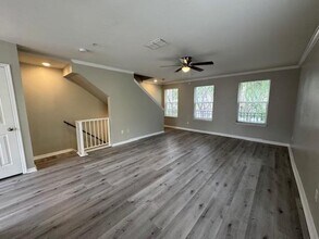 1000 Siena Park Blvd E in Kissimmee, FL - Foto de edificio - Building Photo