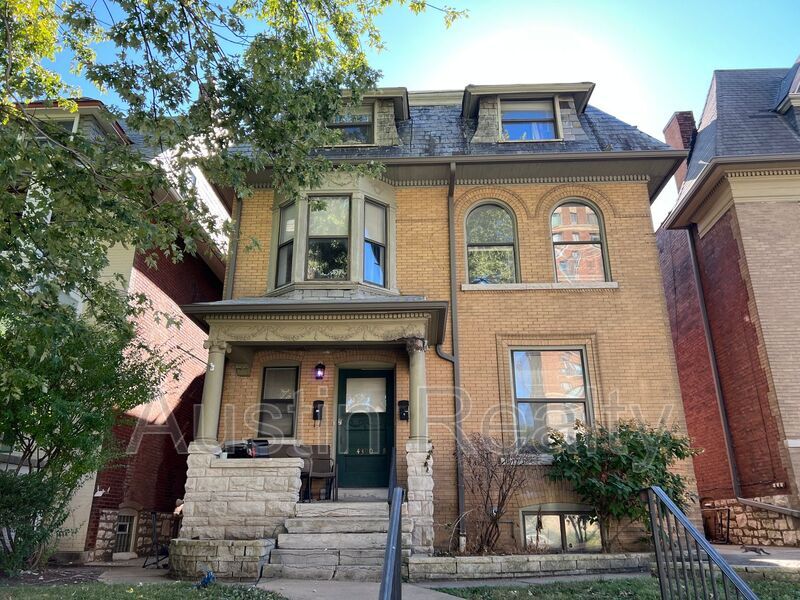 4390 McPherson Ave in St. Louis, MO - Foto de edificio