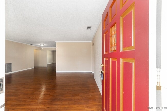 236 N Braemar Dr in Inverness, FL - Foto de edificio - Building Photo