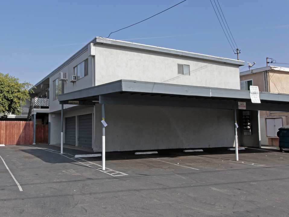 10412 Lampson Ave in Garden Grove, CA - Building Photo