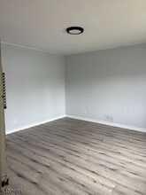 1000 Allen St in Linden, NJ - Building Photo - Building Photo