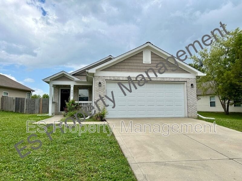5639 Dollar Run Ln in Indianapolis, IN - Building Photo