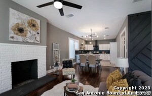 621 Hays St in San Antonio, TX - Building Photo - Building Photo