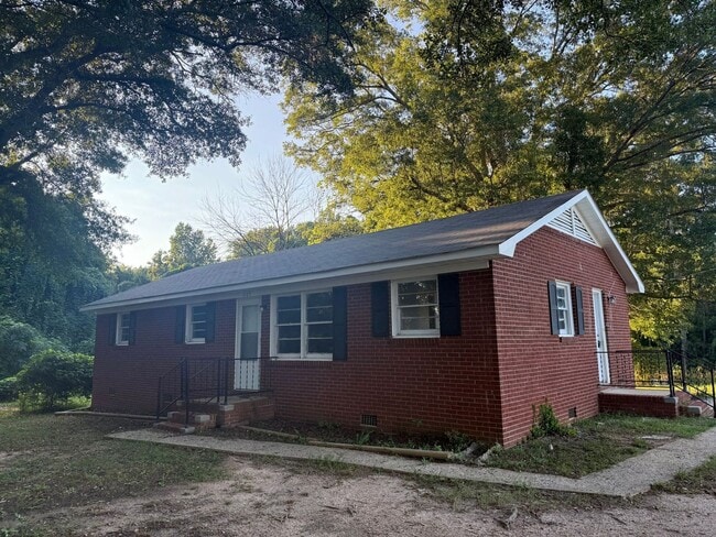 property at 1105 Carnation Ln