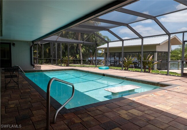 14562 Riverside Dr in Ft. Myers, FL - Building Photo - Building Photo