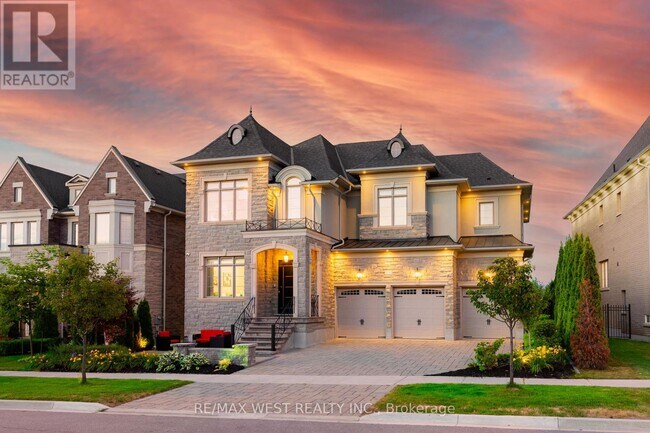 175 Woodgate Pines Dr in Vaughan, ON - Building Photo - Building Photo