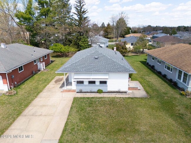 59 Guadeloupe Dr in Toms River, NJ - Building Photo - Building Photo