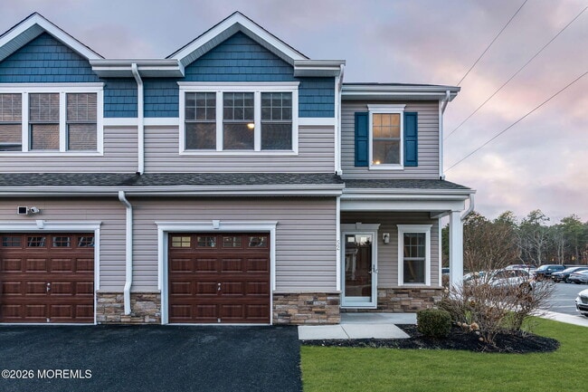 property at 52 Rockingham Way