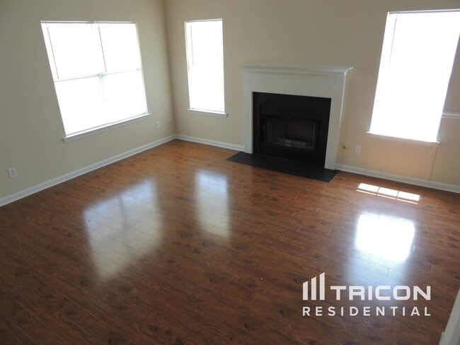 99 Floresta Dr in Mcdonough, GA - Building Photo - Building Photo